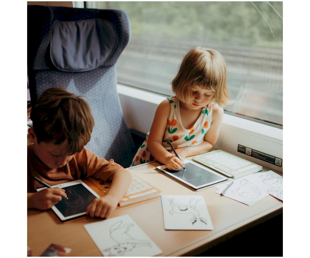 KIDYDRAW MINI travel