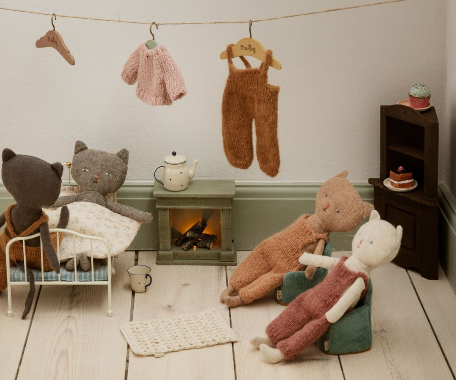 Gabinete de esquina en miniatura - Rosa MAILEG