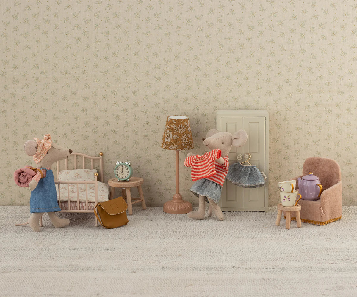 Silla plegable, Ratón - Polvo