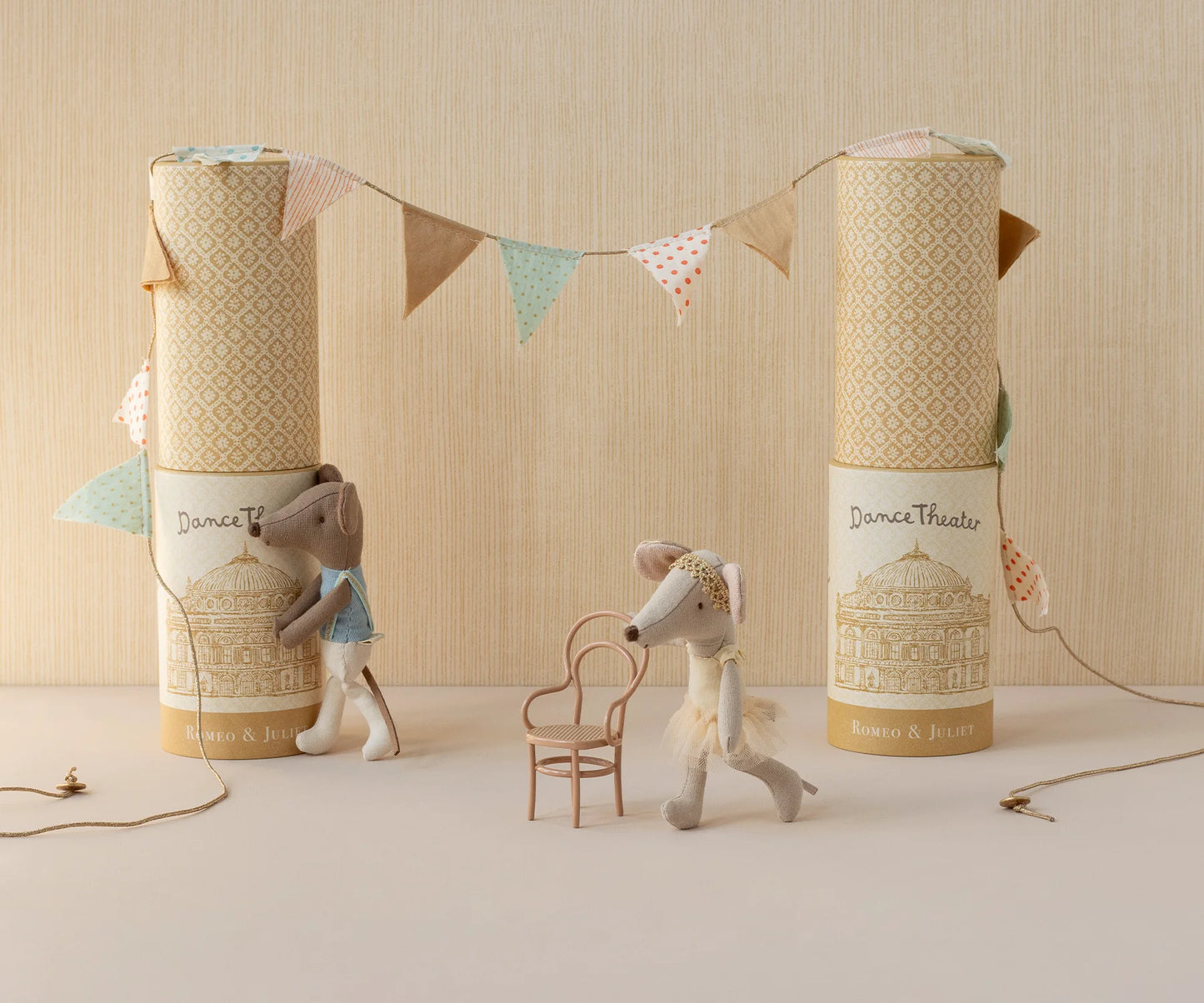 Ratón bailarina, hermana mayor