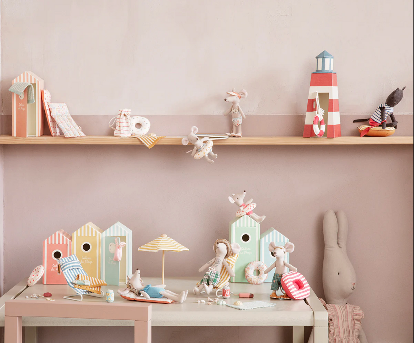 Playa-Bote de goma, Ratón pequeño - Raya amarilla