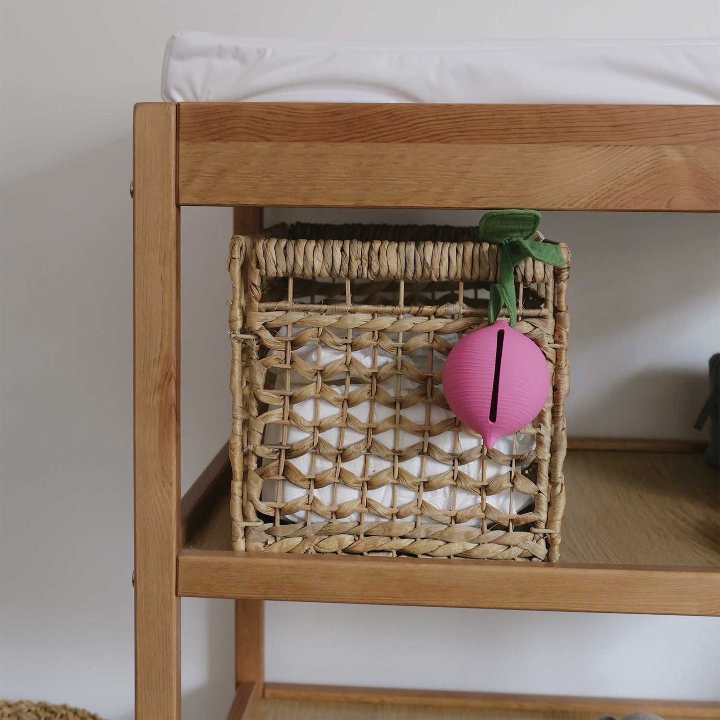 Portachupetes Ramona the Radish